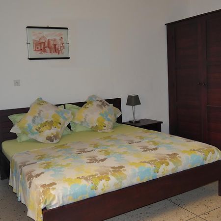 Best View Bed & Breakfast Lomé Exterior foto